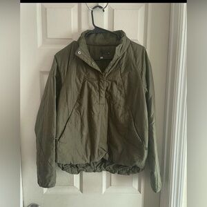 mountain hardwear jacket womens Small